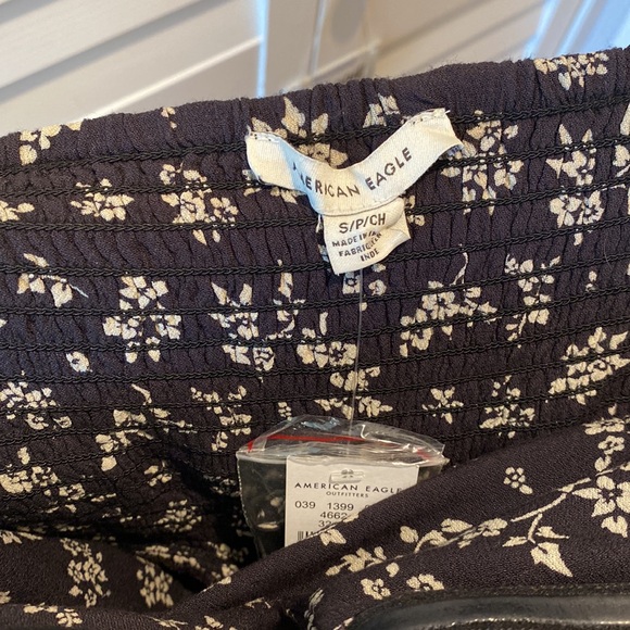 *NWT* American Eagle Strapless Black Floral Jumpsuit, Size Small - Picture 5 of 7